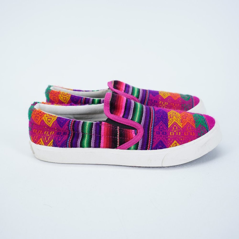 NWOT INKKAS Womens Size 9 Slate Colorful Woven Embroidered Slip On Sneakers